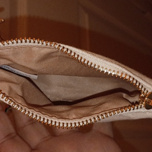 Madden Girl Cream White Chilli Pepper Themed 🌶️ Crossbody Purse - Picture 8 of 8